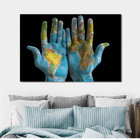 Toile - World in Hands